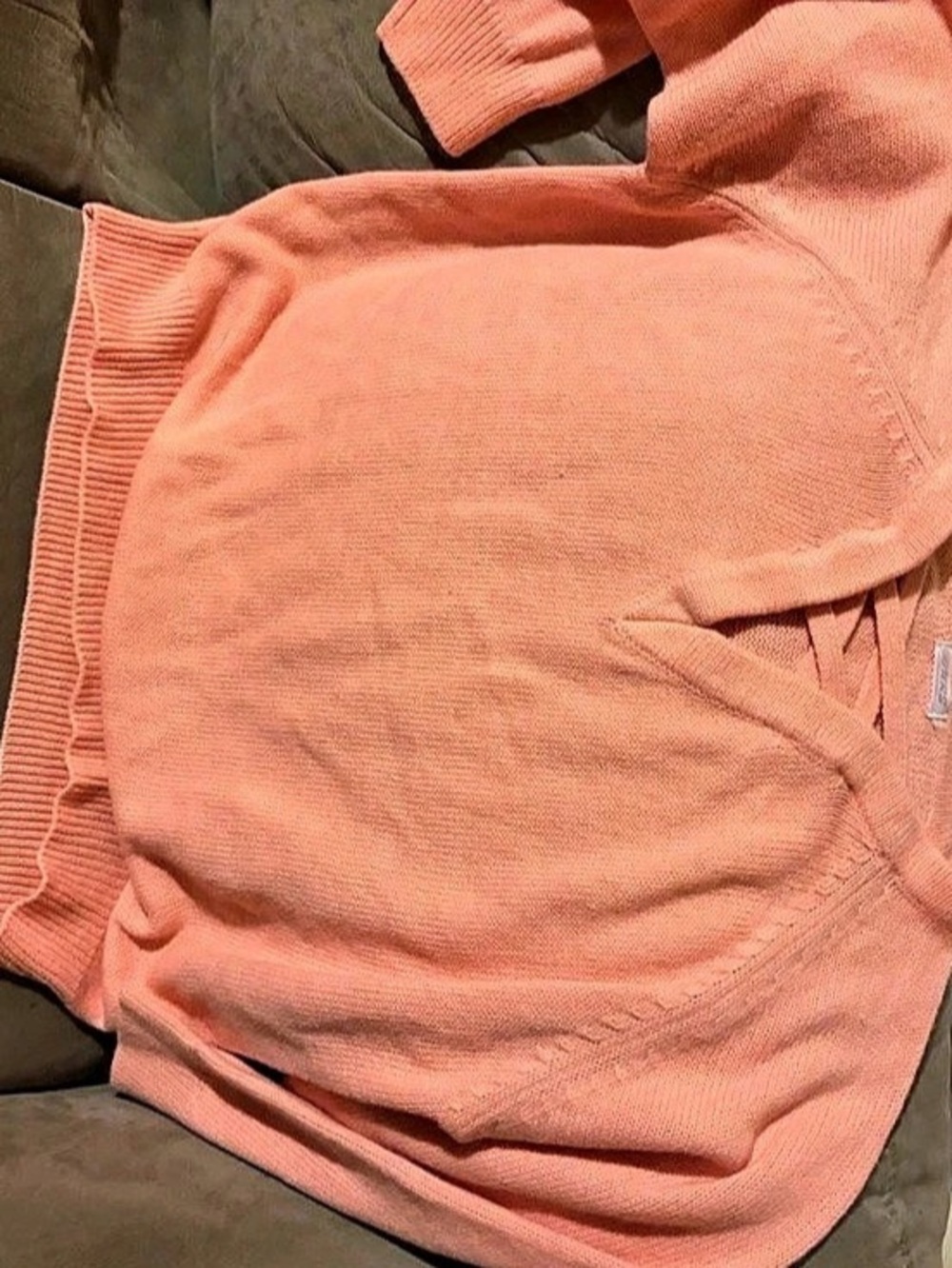 Ours V-Neck Knit Sweater in Pink Like New